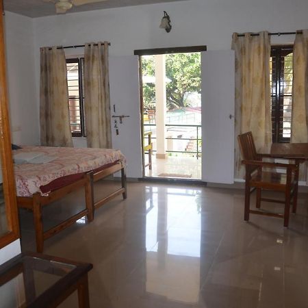 Arya Homestay Bougain Villa 고카르나 외부 사진