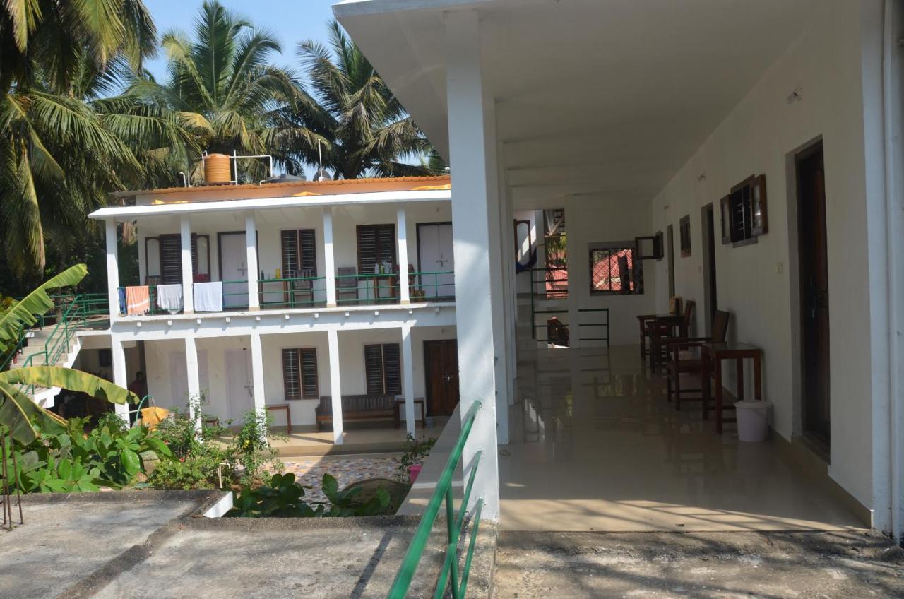 Arya Homestay Bougain Villa 고카르나 외부 사진
