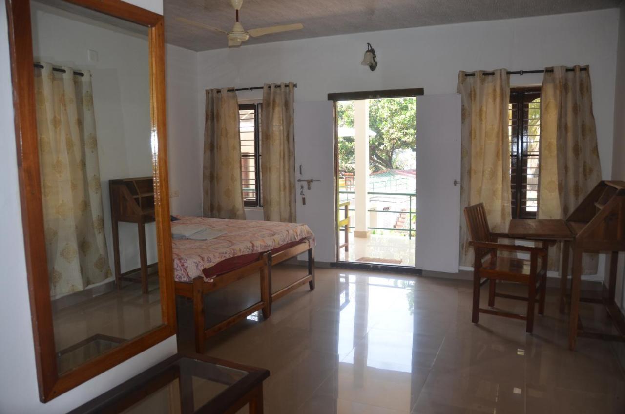 Arya Homestay Bougain Villa 고카르나 외부 사진