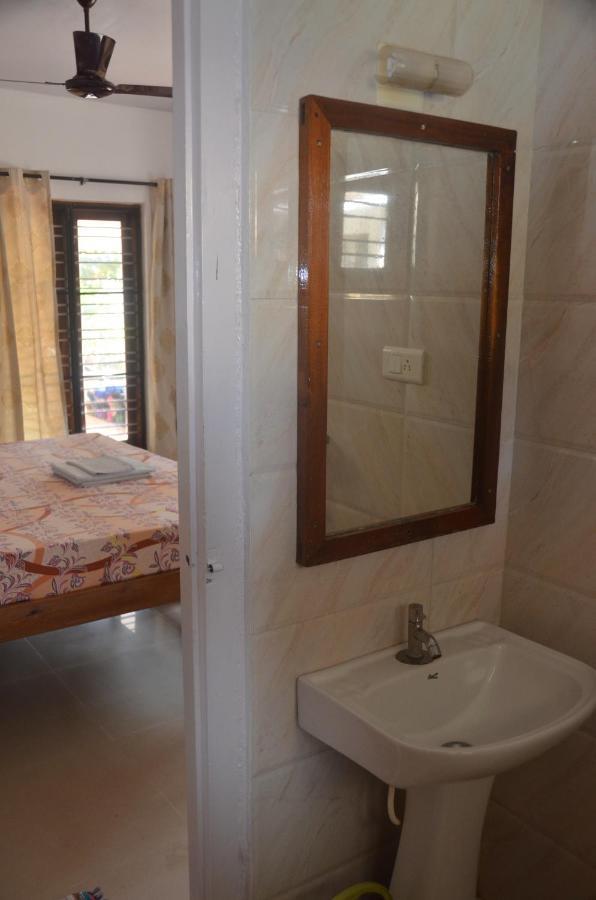 Arya Homestay Bougain Villa 고카르나 외부 사진