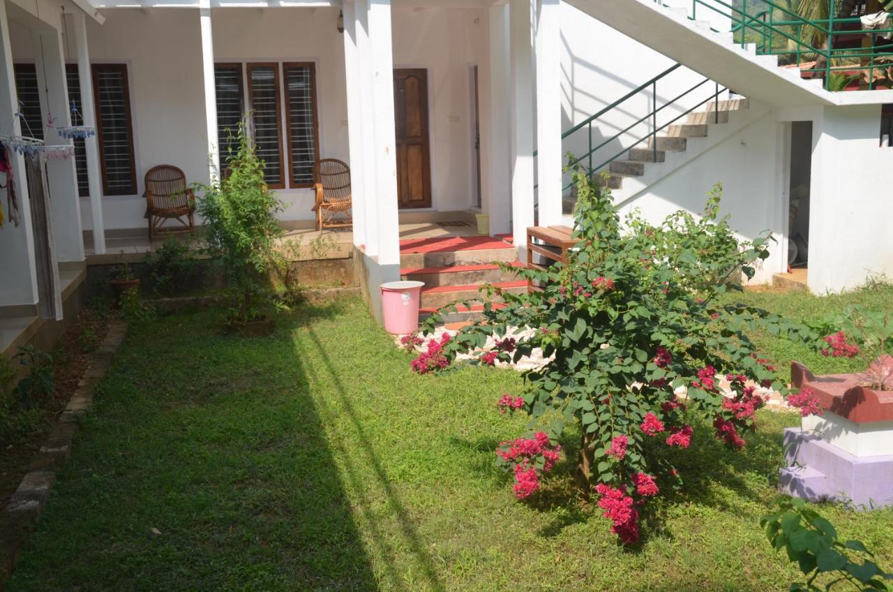 Arya Homestay Bougain Villa 고카르나 외부 사진